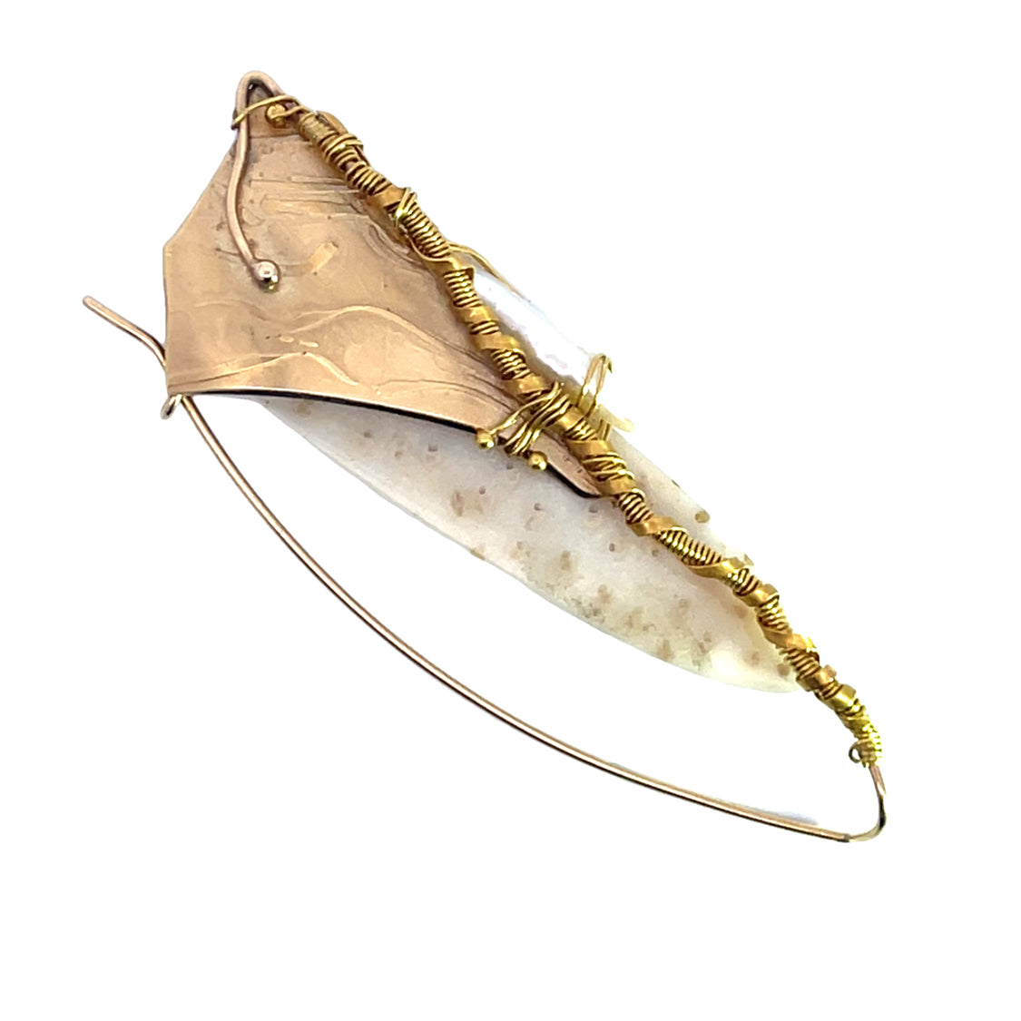 Modern 18Y gold wire, cultured pearls and petrified palmwood brooch