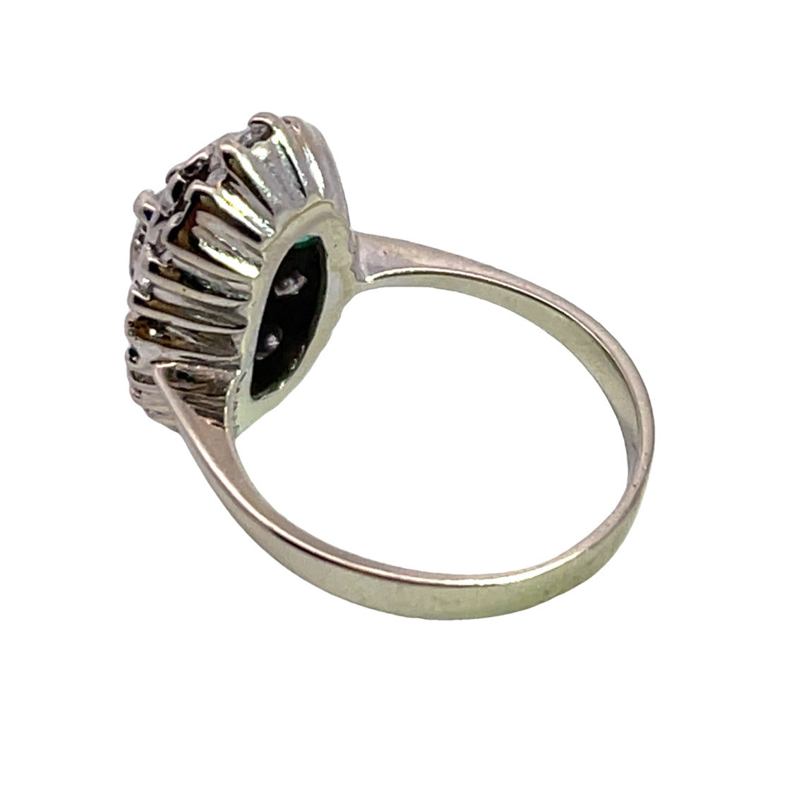Art Deco 14K white gold, diamond and emerald ring