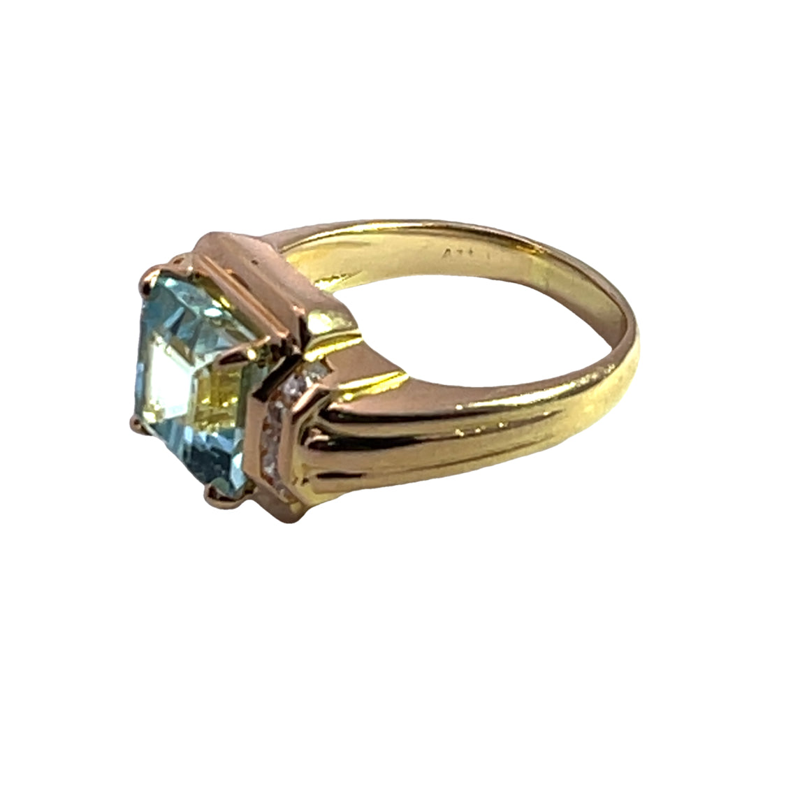 Art Deco 18KY gold, aquamarine and diamond ring