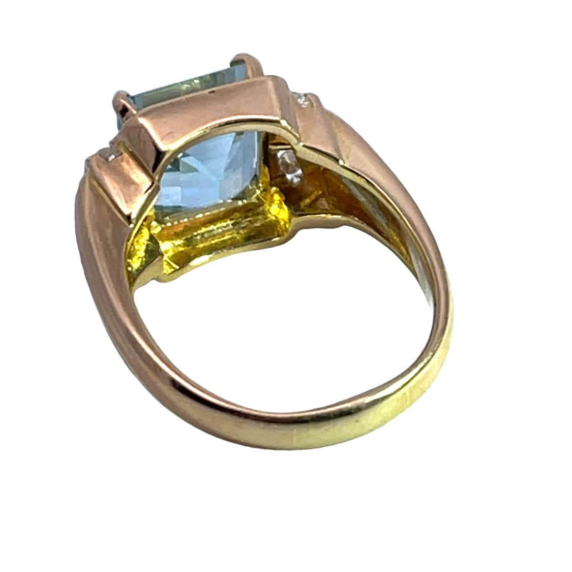 Art Deco 18KY gold, aquamarine and diamond ring
