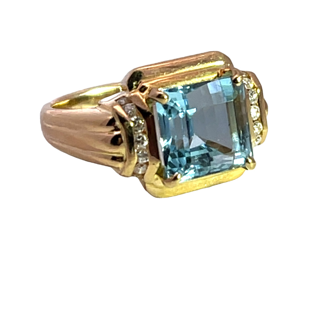 Art Deco 18KY gold, aquamarine and diamond ring