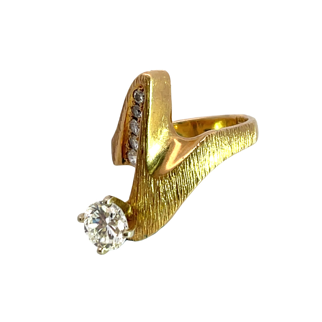 Modern 18KY gold textured diamond ring