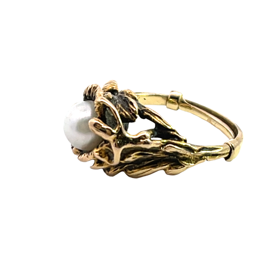 Brutalist 14Ky gold and Akoya Pearl ring