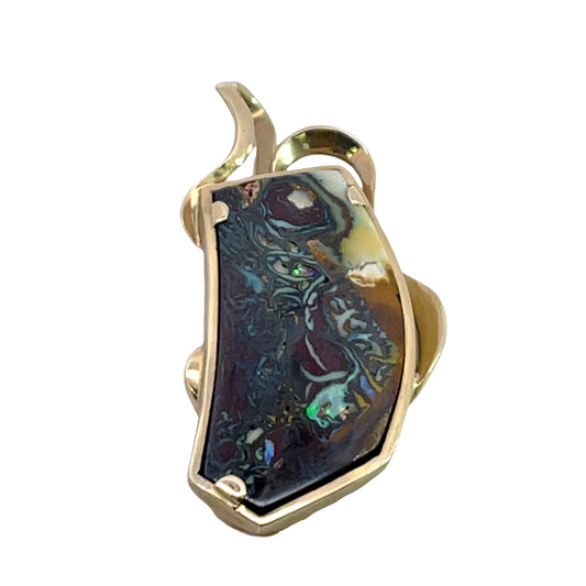Modern 18KY, Koroite black opal pendant