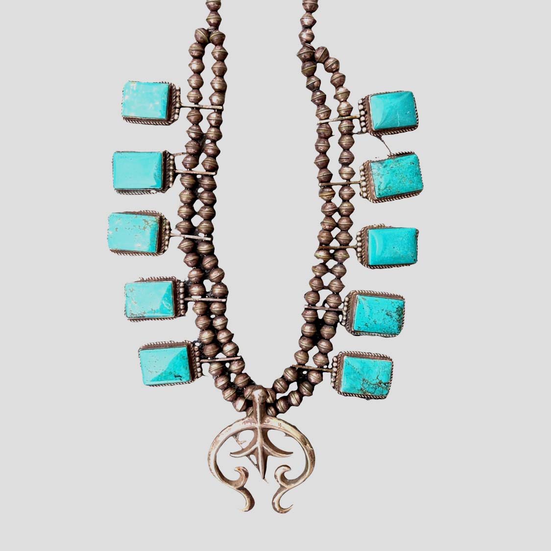 Native American Sterling Silver Kingman turquoise squash blossom necklace