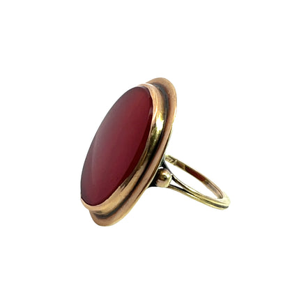 Victorian 14KY gold and carnelian oval ring