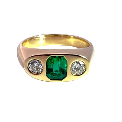 Modern 14KY gold Colombian emerald and natural white diamond ring