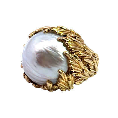 Modern 18KY gold and mabé Pearl David Webb ring