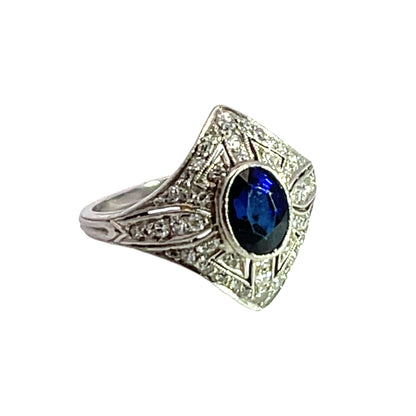 Edwardian Platinum, sapphire and diamond ring