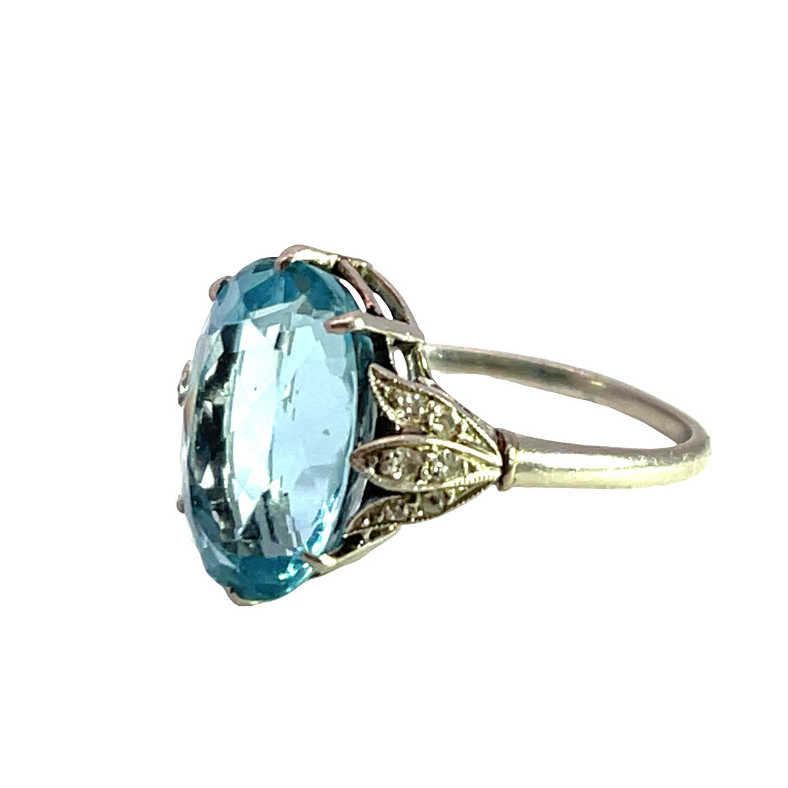 Art Deco 14K white gold, aquamarine and diamond ring