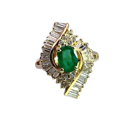 Modern 14KY gold, diamond and emerald ring