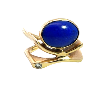 Modern 14KY gold, lapis lazuli and natural diamond ring