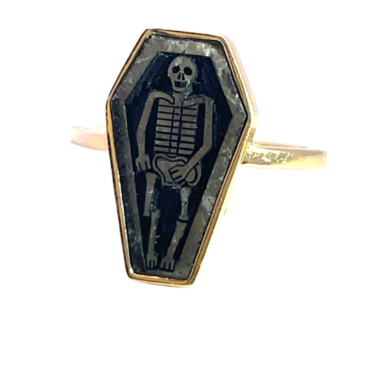 Modern 14KY gold and laser engraved black diamond coffin ring