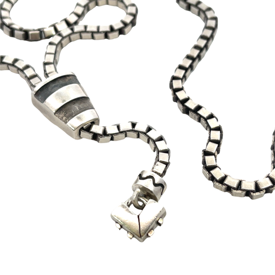 Modern Sterling Silver Lisa Jenks lariat style box chain necklace