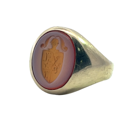 Victorian 14KY gold and banded agate family crest signet ring