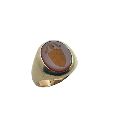Victorian 14KY gold and banded agate family crest signet ring