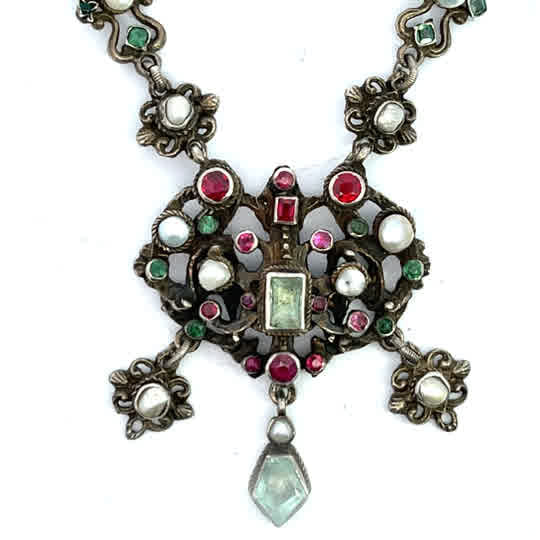 Austro-Hungarian Sterling Silver, Green beryl, ruby, and natural pearls link necklace with pendant