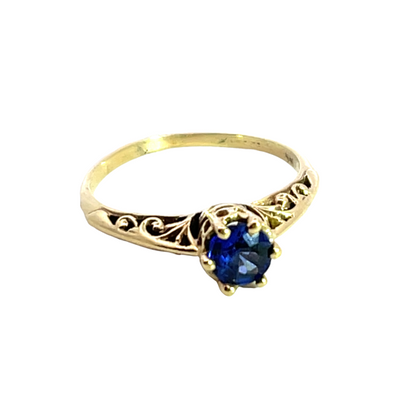 Modern 14KY gold blue sapphire ring